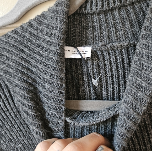 Zara sweater dress - Picture 3 of 3